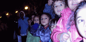www.mallorcadiario.com wp content uploads sites 2 2011 01 ninos recogiendo 300x149