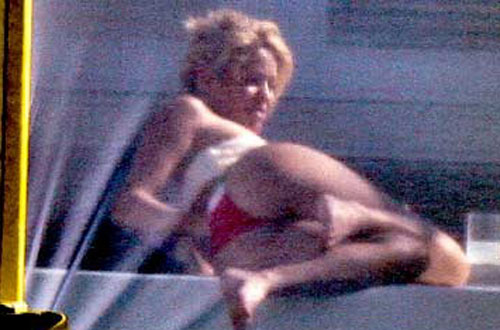 www.mallorcadiario.com  fotos 1 uploads 2012 01 bikinazo de shakira
