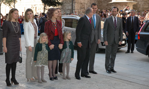 www.mallorcadiario.com  fotos 1 uploads 2012 04 fm4 con autoridades