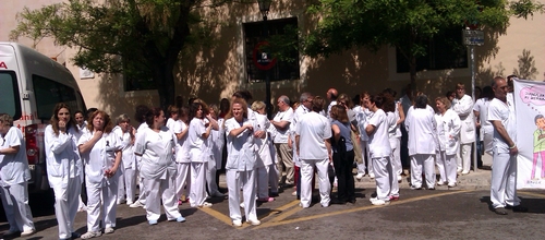 www.mallorcadiario.com  fotos 1 uploads 2012 05 protestes hospital col 1 ok