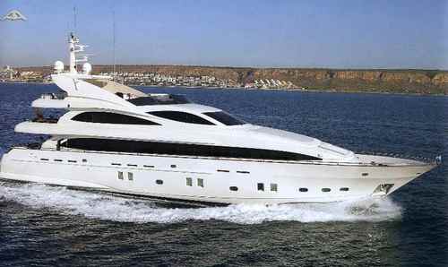 www.mallorcadiario.com  fotos 1 uploads 2012 08 yate fortuna col2 ok