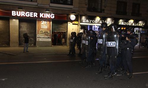 www.mallorcadiario.com  fotos 1 uploads 2012 10 antidisturbios col2 ok