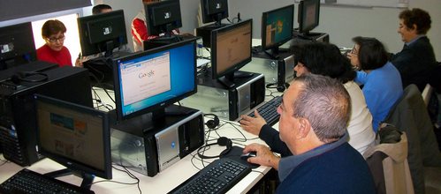 www.mallorcadiario.com  fotos 1 uploads 2012 11 Cursos Internet col1 okjpg