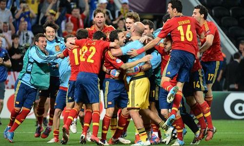 www.mallorcadiario.com  fotos 1 uploads 2012 12 Eurocopa Espana col2 ok