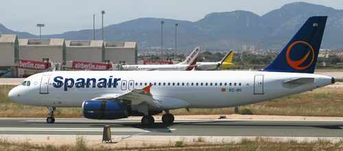 www.mallorcadiario.com  fotos 1 uploads 2013 01 Avio spanair col1 ok