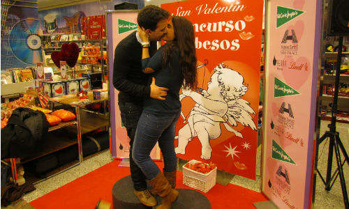 www.mallorcadiario.com  fotos 1 uploads 2013 02 concurso de besos 009