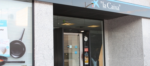 www.mallorcadiario.com wp content uploads sites 2 2013 02 La Caixa col1 ok