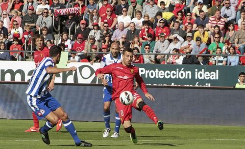 www.mallorcadiario.com  fotos 1 uploads 2013 03 Luna ante el depor col1 interior