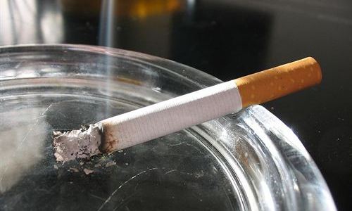 www.mallorcadiario.com  fotos 1 uploads 2013 03 cigarrillo col2 ok