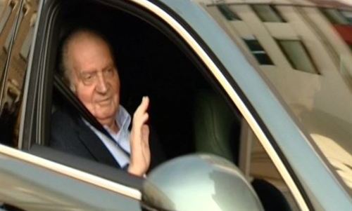 www.mallorcadiario.com  fotos 1 uploads 2013 03 rey llegada hospital col2 ok