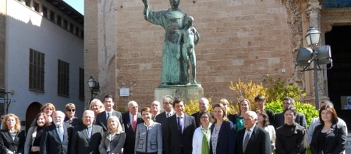 www.mallorcadiario.com  fotos 1 uploads 2013 04 frai junipero serra conmemoracion col1 ok