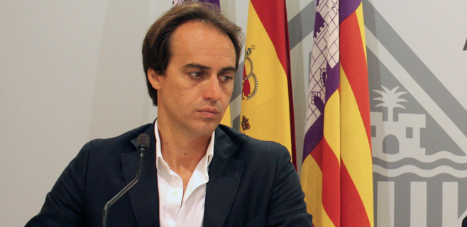 alvaro-gijon-botellon