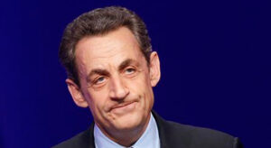 Nicolas Sarkozy entra en prisión para cumplir cinco años por la financiación libia de su campaña