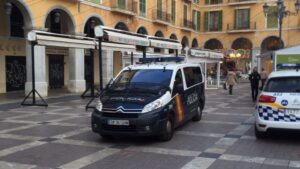 polic&iacute;a Nacional Pla&ccedil;a Major