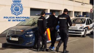 La Polic&iacute;a Nacional detuvo al responsable de la plantaci&oacute;n