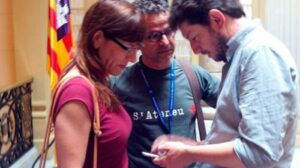 Laura Camargo y Alberto Jarabo en el Parlament