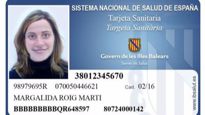 Ejemplar de muestra de la tarjeta sanitaria difundido por el IB-Salut