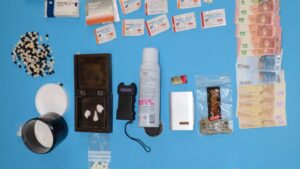 La Polic&iacute;a se ha incautado de m&uacute;ltiples drogas y objetos para su venta
