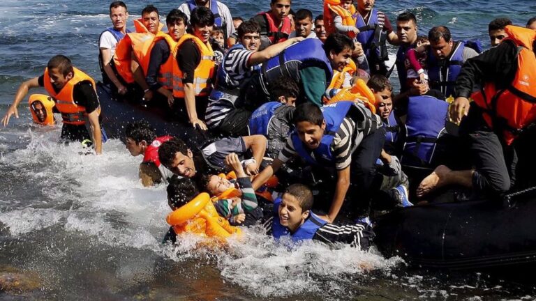 Barca refugiados