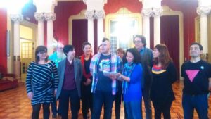 Colectivos LGTBI han acudido hoy al Parlament