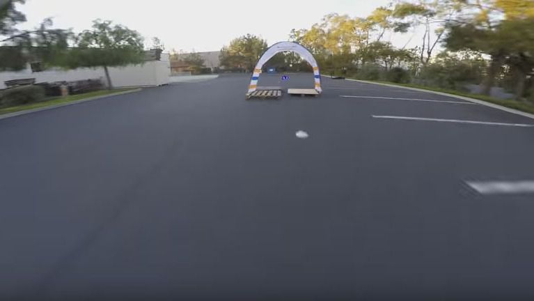 carrera drones