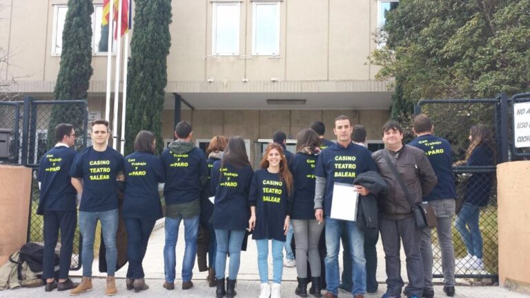 Concentración Casino Teatro Balear