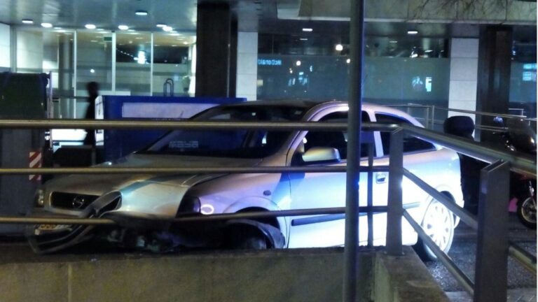 coche empotrado