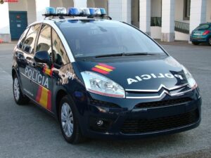 Coche polic&iacute;a nacional
