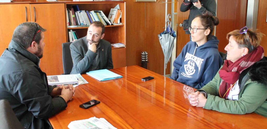 miquel vericad con animalistas