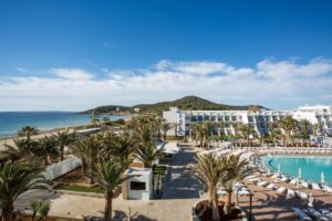 Grand Palladium White Island