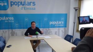 El diputado del PP Miquel Jerez explic&oacute; la iniciativa