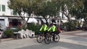 policia local eivissa bicicleta