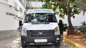 Una ambulancia traslad&oacute; al herido hasta la Policl&iacute;nica Nuestra Sra. del Rosario
