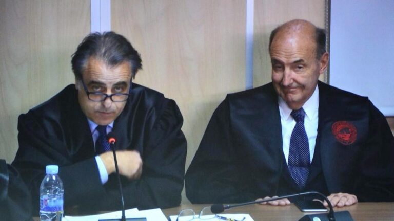 Molins y Roca