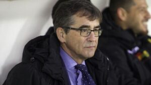 V&aacute;zquez en el banquillo