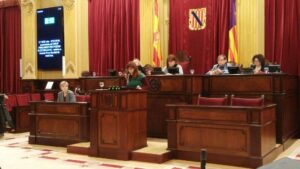Laura Camargo defiende la interperlaci&oacute;n en el Parlament