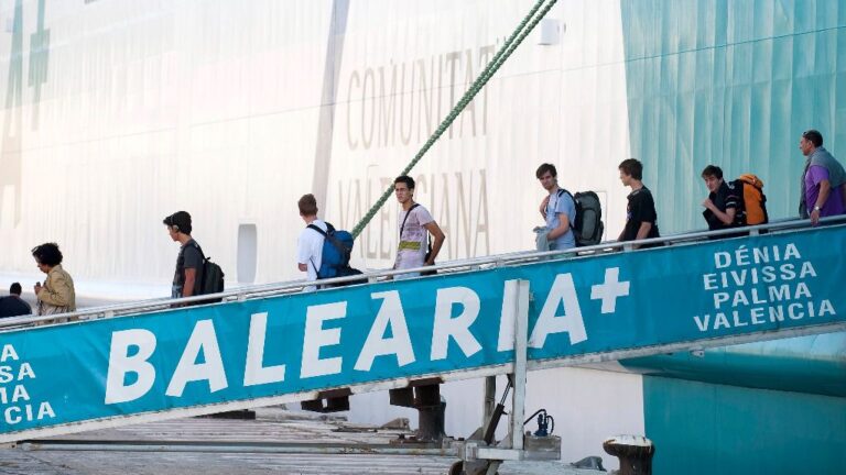 barco balearia