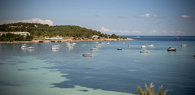 Se quiere evitar el fondeo de embarcaciones sobre el emisario