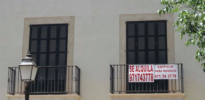 Viviendas alquiler cartel