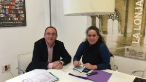 La consellera De Sans reunida con el d.g de la Vivienda, Casimir Godia