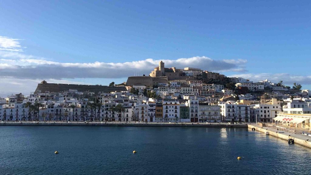 Dalt Vila y La Marina Eivissa