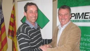 Alfonso Rojo (dcha) con su antecesor Joan Tur