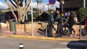 guardia civil aeropuerto