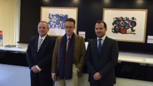 Joan Punyet flanqueado por Juan y Javier Vich