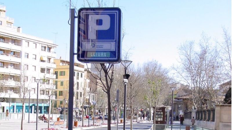 Parking Vía Roma