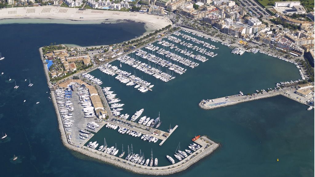 Imagen aérea del puerto