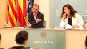 Biel Barcel&oacute; junto a Pilar Costa