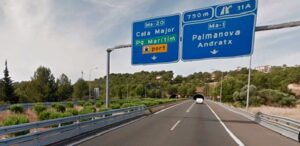 Autopista Calvi&agrave;