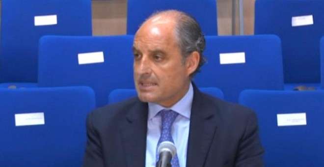 Camps durante la criticada intervención por la Sala