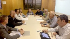 En la reuni&oacute;n han estado presentes IB-Salut y los consells d'Eivissa y Formentera